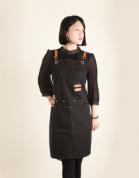 職人防水雙肩綁繩圍裙-黑色 (防潑水) _ 餐飲 園藝 手工藝 客製化圍裙 開店 員工服 制服 工作服