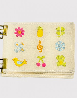 |刺繡| 小物件：Childhood memories